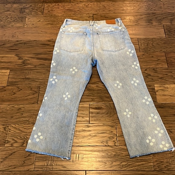 Point Sur Denim 11” Kick Out Crop High Rise Size 30 - Picture 2 of 16